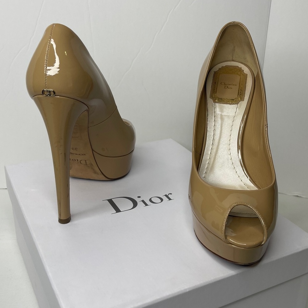 Christian Dior "Miss Dior" Classic Peep Toe Platform Nude Patent Pumps Size 38/8